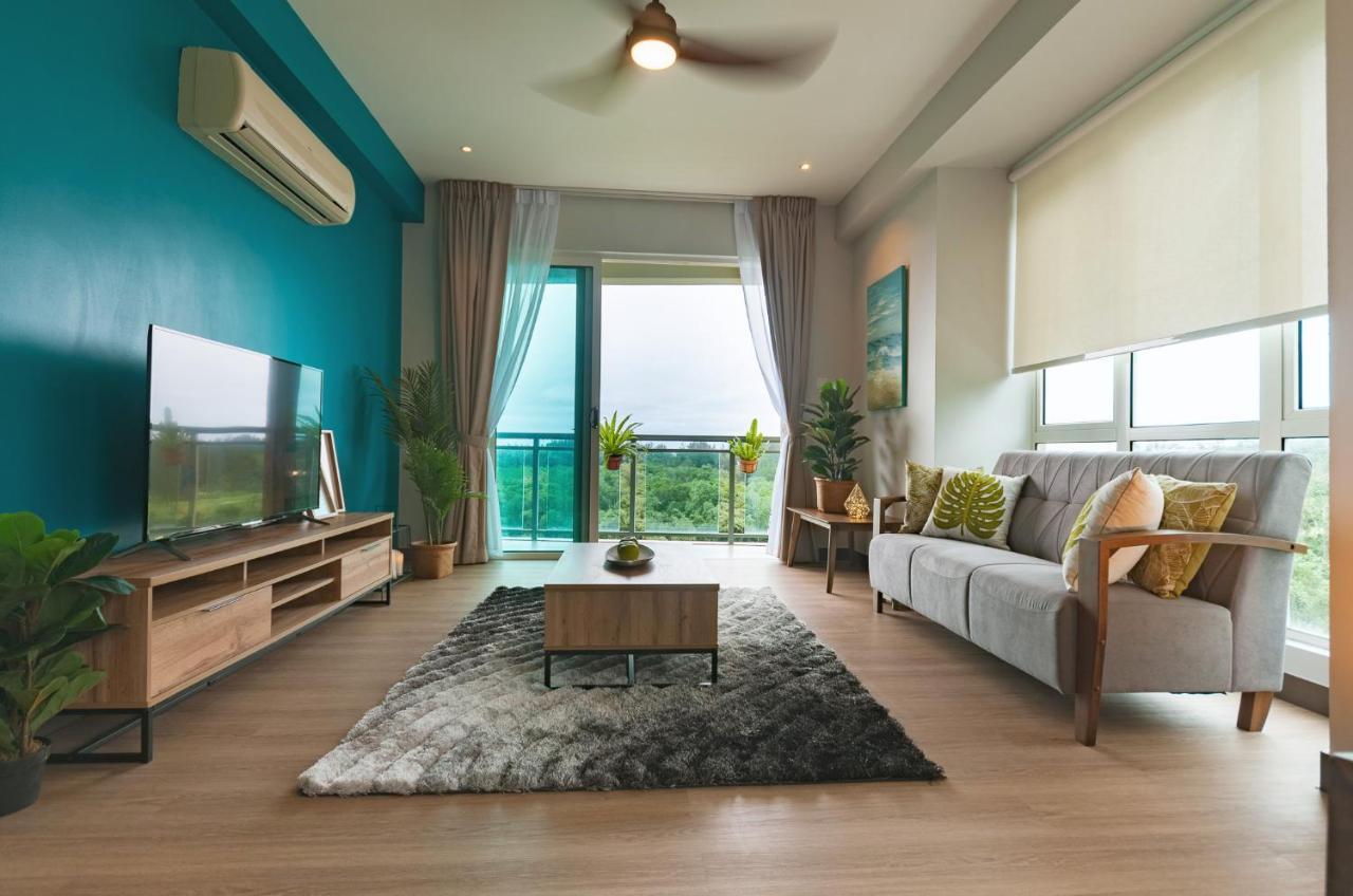 Santubong Suites B Just Like Home Damai Kuching Exterior photo