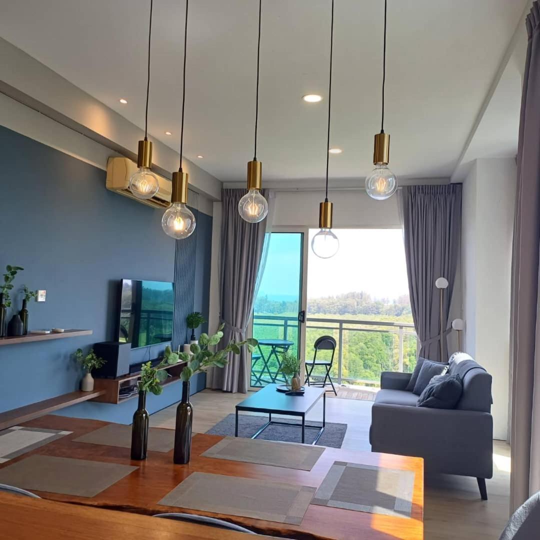 Santubong Suites B Just Like Home Damai Kuching Exterior photo